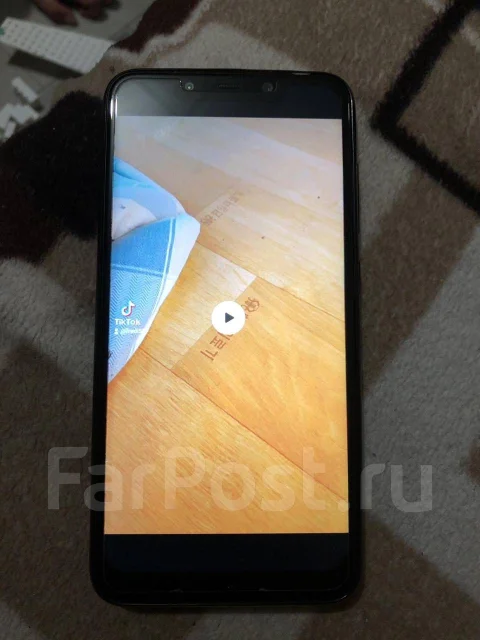 Xiaomi Pocophone F1. �/�, ������, 4G LTE ����