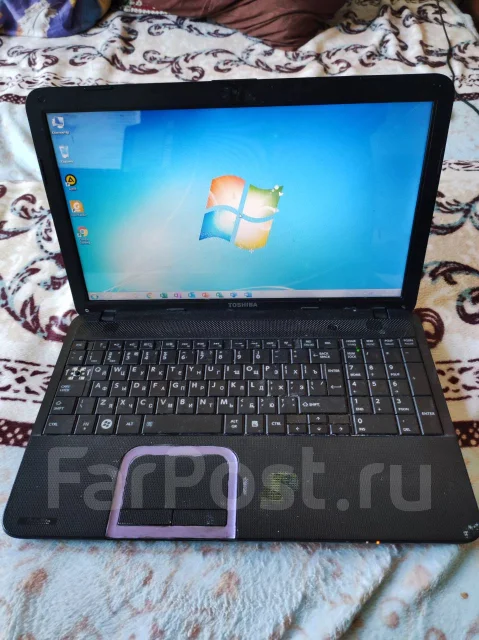 Toshiba Satellite C850. 15", 2����, ��� 4 ��, ���� 500���, WiFi: 1, Bluetooth: 1, ����������� �� 3��. ����