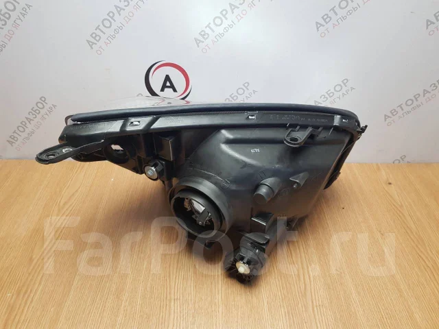 ���� ����� ������ Toyota RAV 4 2000-2005 8110642270 ����