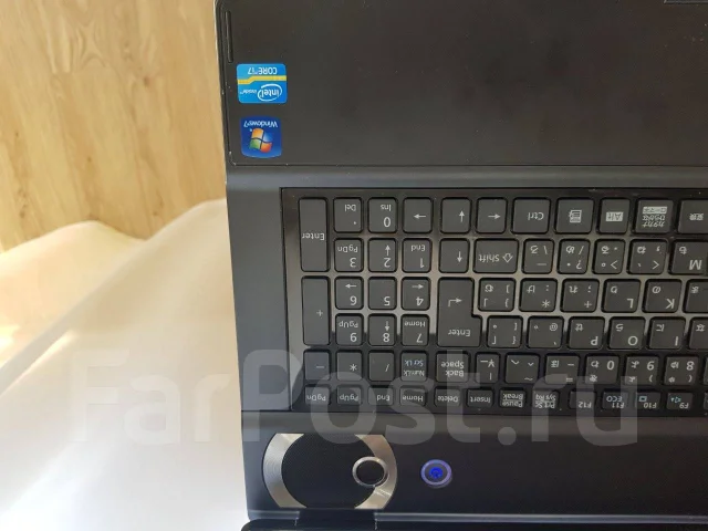 Fujitsu LifeBook. 17.3", 2,2����, ��� 8 ��, ���� 1 000���, WiFi: 1, ����������� �� 1��. ����