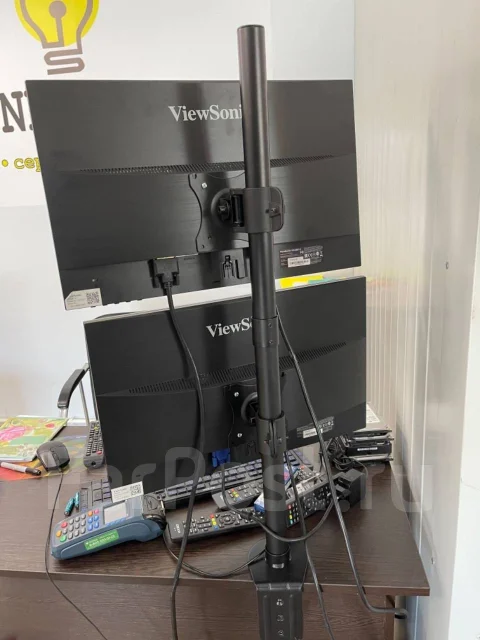 ViewSonic. 22", ���������� �� (LCD, LED, QLED) ����