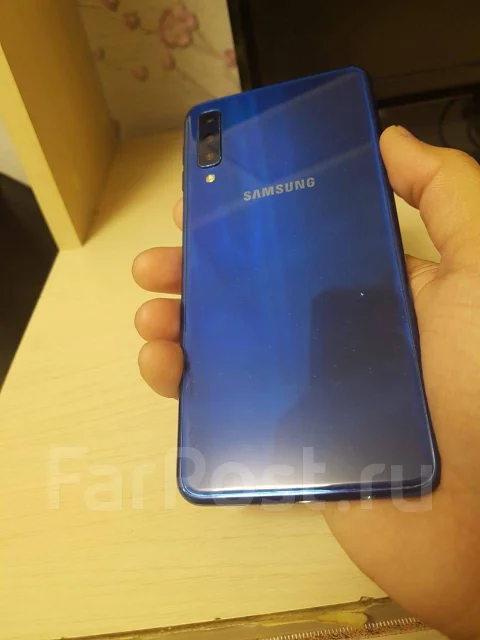 Samsung Galaxy A7 2018. �/�, �����, 3G, 4G LTE, Dual-SIM, NFC ����