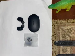 Xiaomi AirDots ����