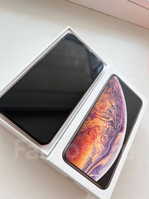 Apple iPhone Xs Max. �/�, �������, 4G LTE ����