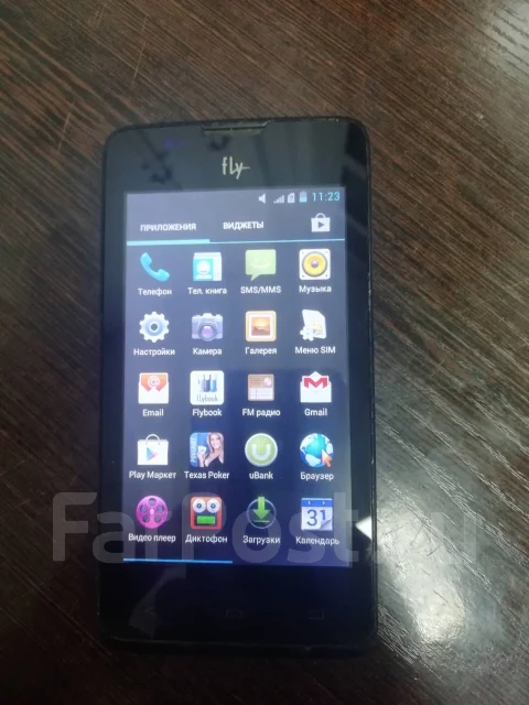 Fly IQ449 Pronto. �/�, ������, 3G, Dual-SIM ����