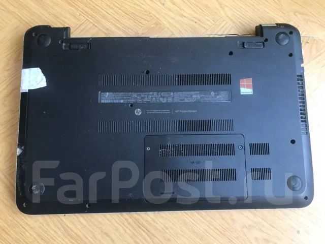 HP Pavilion 15-n215sr. 15.6" ����