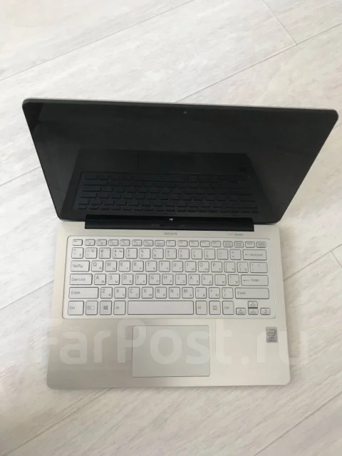 Sony VAIO. 13.3", ��� 4 ��, ���� 120��� ����