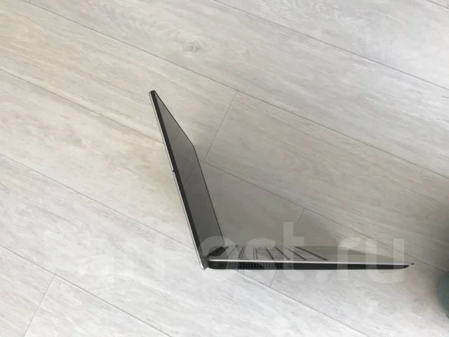 Sony VAIO. 13.3", ��� 4 ��, ���� 120��� ����