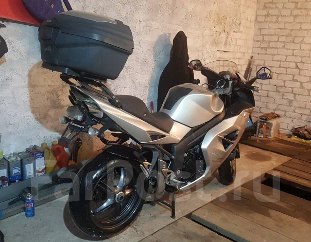 Triumph Sprint ST 1050. 1 050����. ��., ��������, ���������, ��� ������� ����