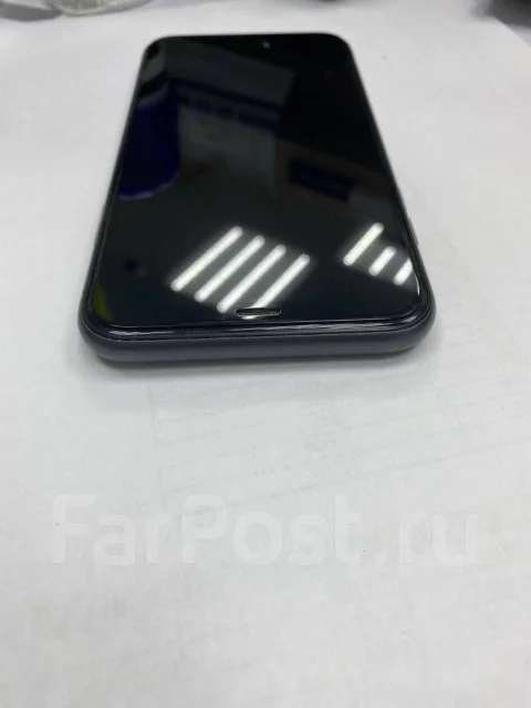 Apple iPhone 11. �/�, �����, 4G LTE, NFC ����
