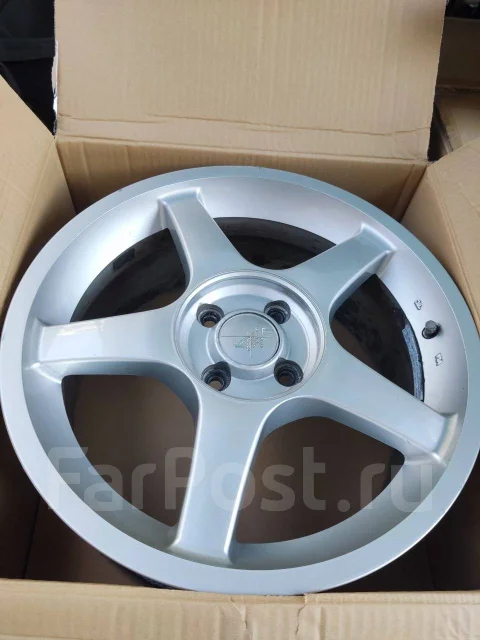 Strada Moda. 7.0x16", 4x100, ET45 ����