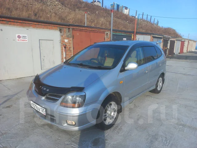 Nissan Tino. ��������, ��������, 2.0 (135��.�.), ������, 220 000����. �� ����