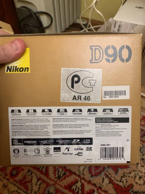 Nikon D90 ����