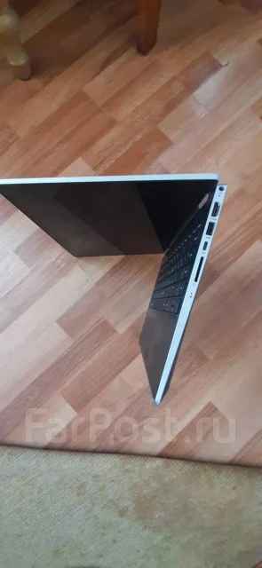 HP Pavilion x360 14-dh1011ur. 14", 2,1����, ��� 4 ��, WiFi: 1, Bluetooth: 1, ����������� �� 5��. ����