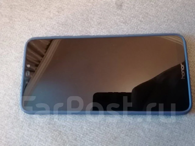 Honor 8C. �/�, �������, 3G, 4G LTE, Dual-SIM ����