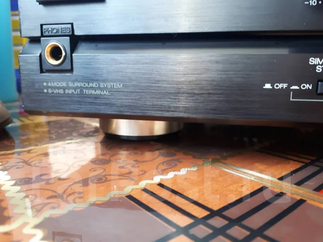 Akai ����