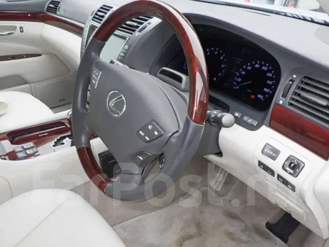 Lexus LS600h. ��������, 4wd, 5.0 (394��.�.), ������, 48 000����. ��, �/�, ��� ���. ��� ����� �� ������� ����
