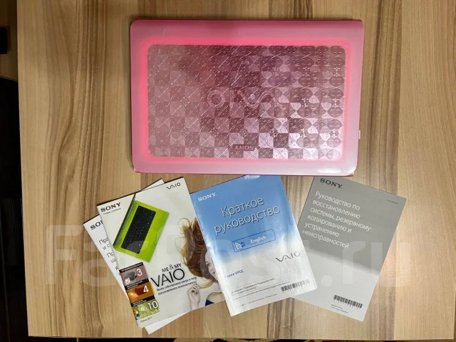 Sony VAIO PCG. 13.3", 2,4����, ��� 4 ��, ���� 128���, WiFi: 1, Bluetooth: 1 ����