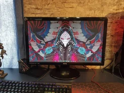 BenQ. 24" ����