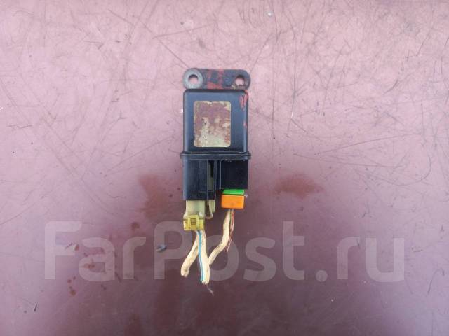 Реле накала (свечей накаливания) б/у Nissan Qashqai II (J11) Nissan Qashqai II (