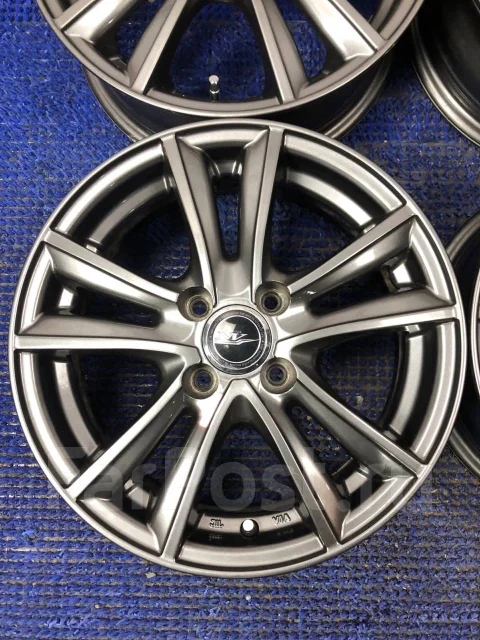 Velox Nirvana. 5.5x15", 4x100, ET42, �� 73,1���. ����