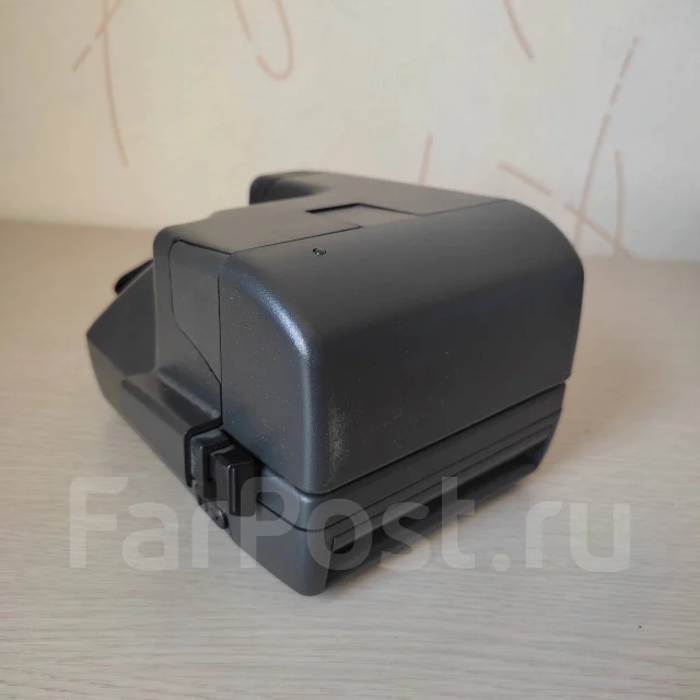 Polaroid OneStep. ����� 4-� ��, ���: 5� ����