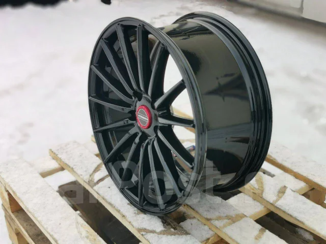 Vossen VFS-2. 7.5x17", 5x100, ET38, �� 73,1���. ����