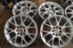 Hokuto Racing. 7.0x16", 4x100, 4x114.3, ET40, �� 73,1���. ����