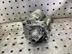 ������� Ford Fiesta 2010 8V2111000AD 8V2111000AD ����