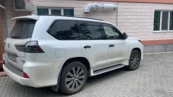 Lexus LX570. �������, 4wd, 5.7 (367��.�.), ������, 60����. �� ����