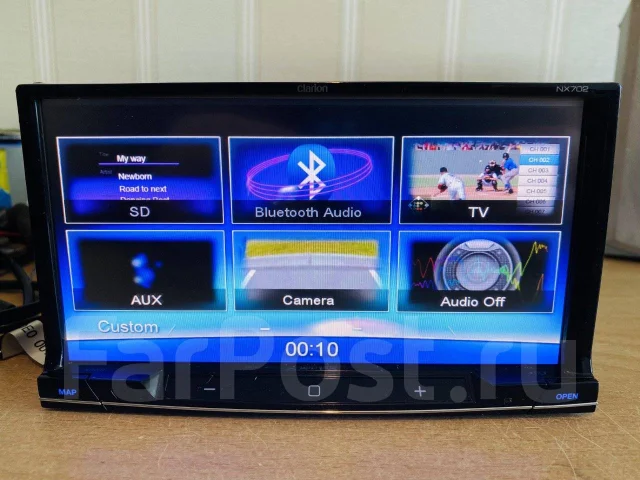 Clarion NX702 ����