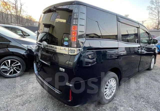 Toyota Voxy. �������, ��������, 1.8, ������, �/� ����