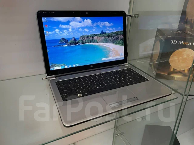 DNS. 15", ��� 2048 ��, ���� 300���, WiFi: 1, Bluetooth: 1 ����
