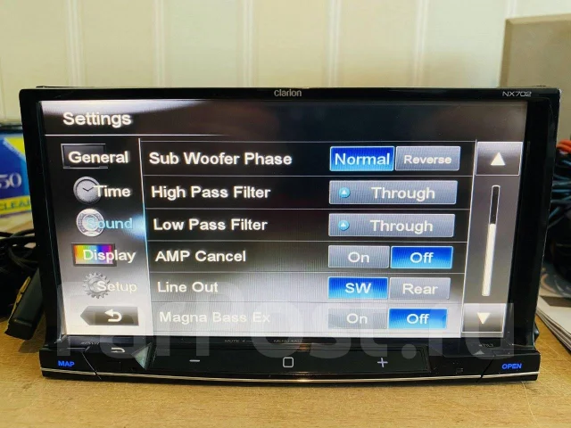 Clarion NX702 ����
