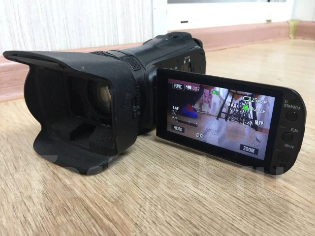 Canon Legria HF G10 ����