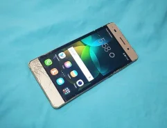 Honor 4C. �/� ����