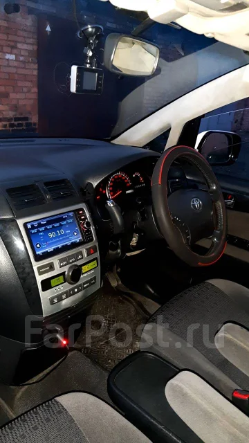 Toyota Ipsum. �������, ��������, 2.4 (160��.�.), ������, 208����. �� ����