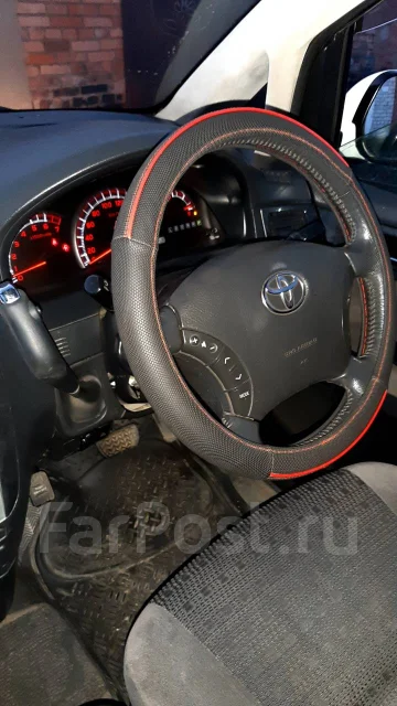 Toyota Ipsum. �������, ��������, 2.4 (160��.�.), ������, 208����. �� ����