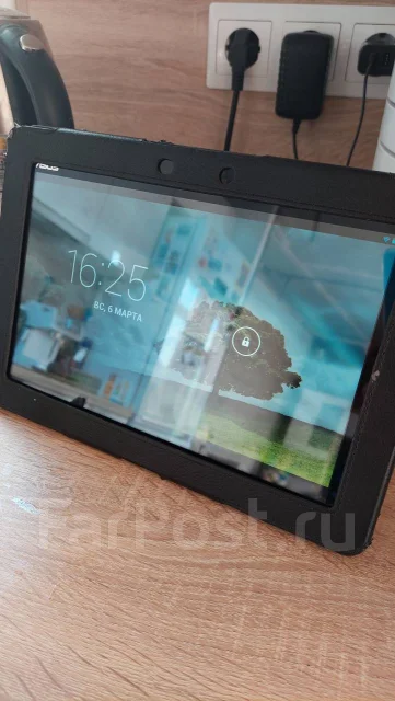 Asus Transformer Pad TF300T ����