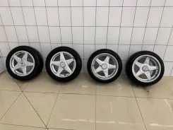 Azev. 7.5/9.0x16", 4x100, ET35/15 ����