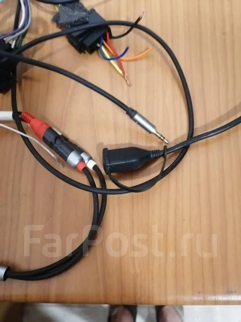 Sony XAV-E60 ����
