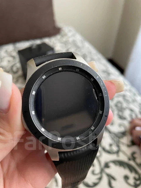 Samsung Galaxy Watch. GPS, NFC, IP67, IP68 ����