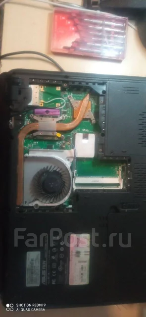 Asus F83Vf. 15.6", 2,2����, ��� 4 ��, WiFi: 1, Bluetooth: 1 ����