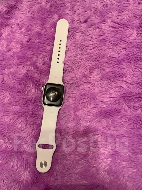 Apple Watch SE. GPS, NFC ����