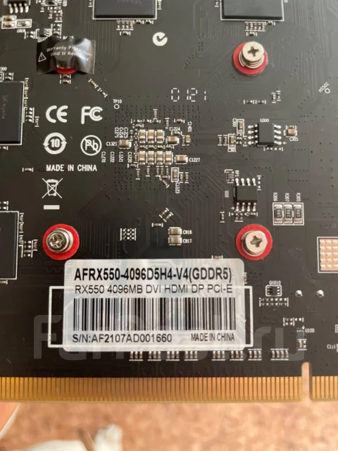 Radeon RX 550 ����