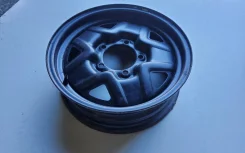 Suzuki. 5.0x16", 5x139.7, ET22, �� 108���. ����