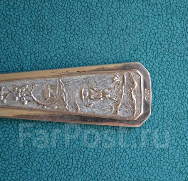 золото после аффинажа. вьетнамское серебро набор проба 900. 900 проба. золотой жетон кеннеди 900 проба. аффинаж золота медью.