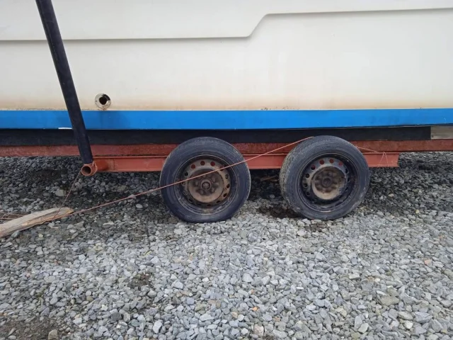 Yamaha FR-23. 1998 ���, ����� 7��., ��������� ���������, 175��.�., ������ ����