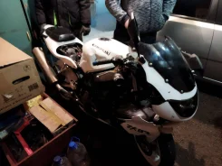 Kawasaki Ninja ZX-9R ����