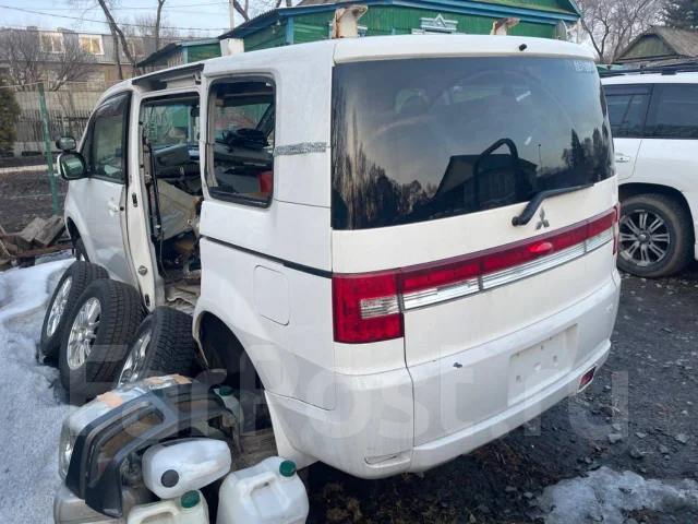 Mitsubishi Delica D:5. CV1W, 4N14 ����